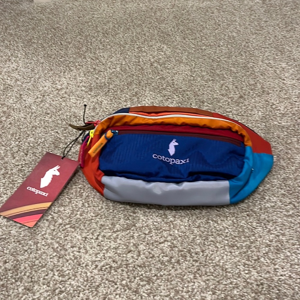 Cotopaxi Kapaa 3L Hip Pack limited edition only made for a certain company